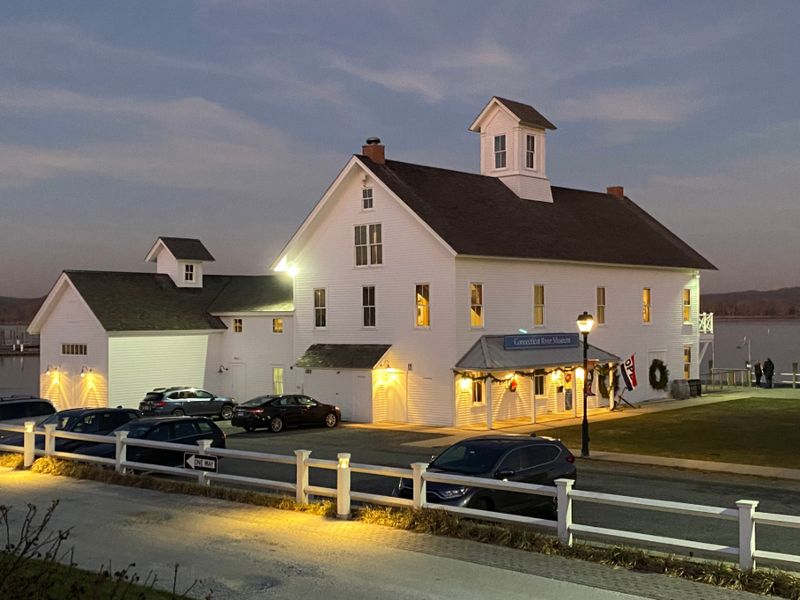 Essex Historical Society's Christmas Tour