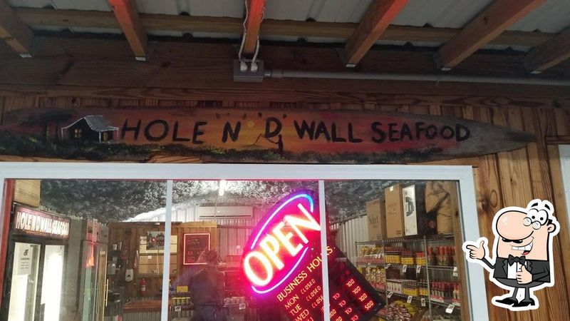Hole 'N Da Wall Seafood (Port Vincent)