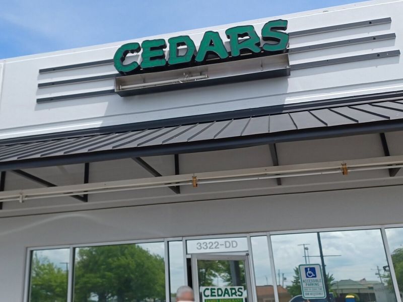Cedars Family Restaurant, Springfield