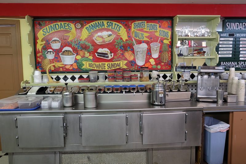 John's Ice Cream Factory, Liberty