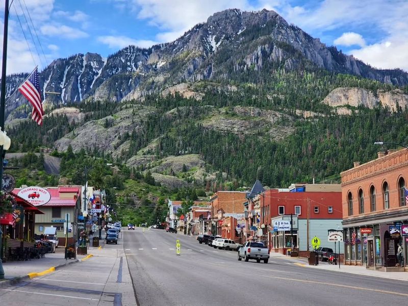 A Community That Values Its Mountain Identity