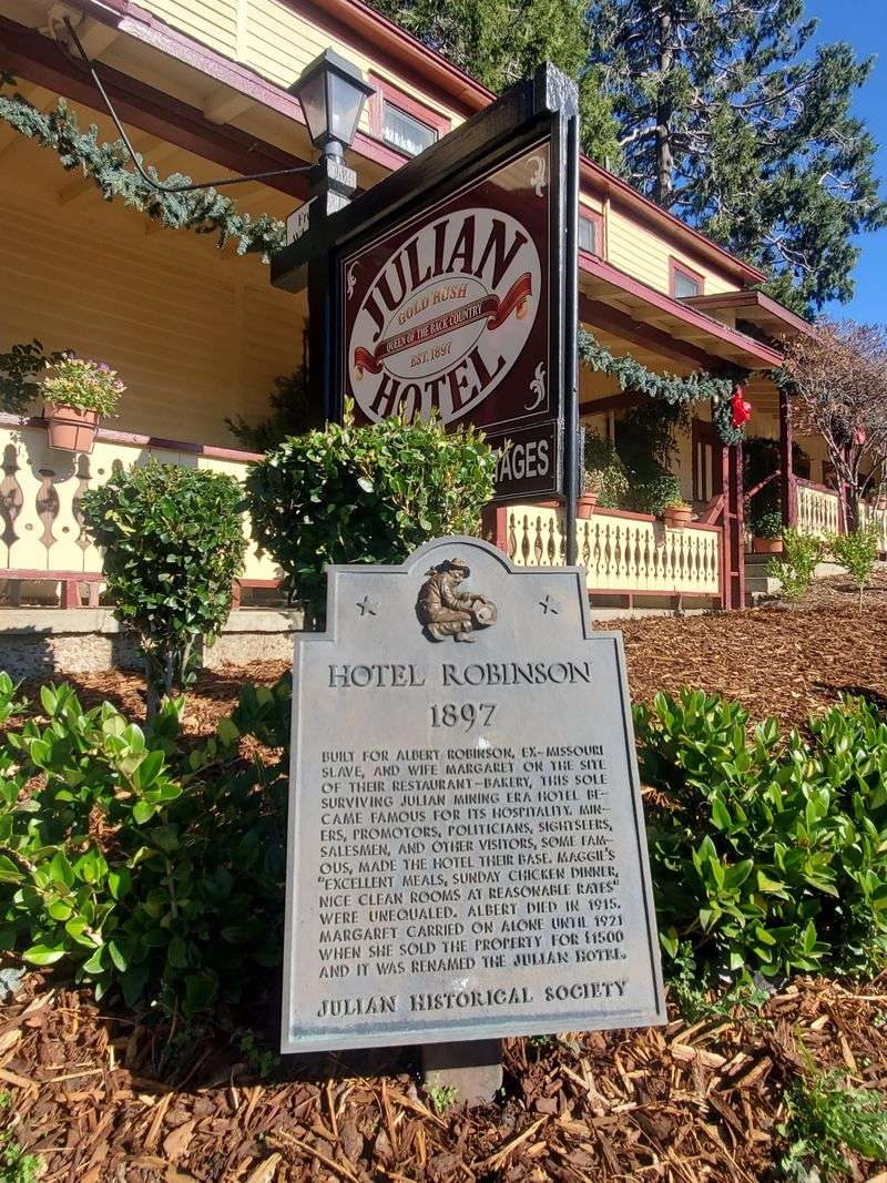 Why This Small Mountain Town Continues to Outshine Bigger California Destinations