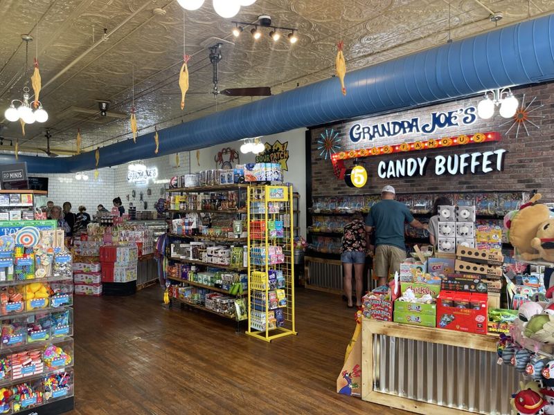 Grandpa Joe's Candy Shop - Pittsburgh