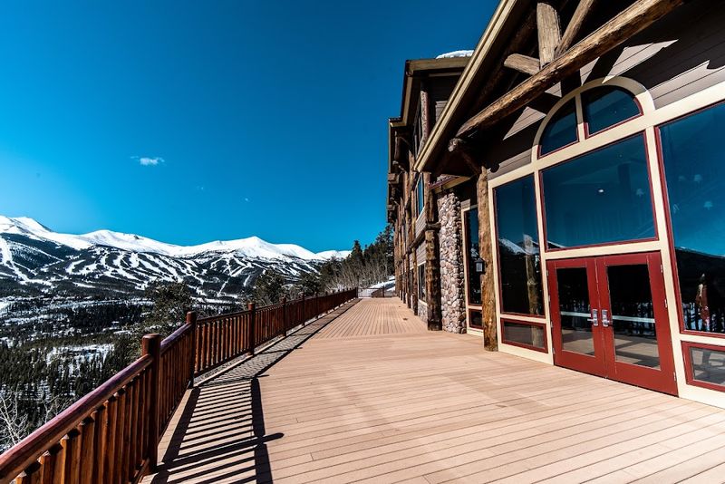 Panoramas From 10,200 Feet