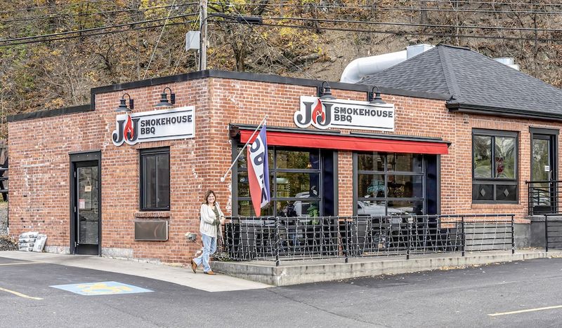 J&J Smokehouse BBQ (Catskill, Greene County)