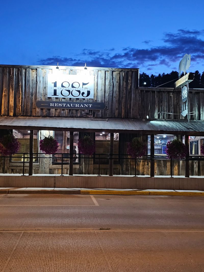 1885 Steakhouse & Saloon