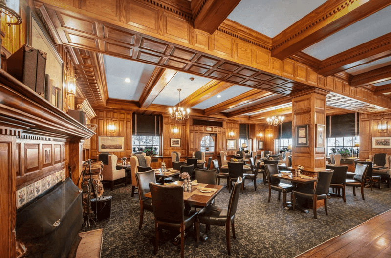 The Turning Ship's Wheel