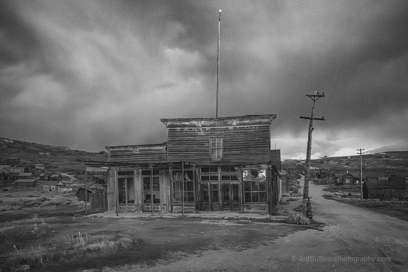 Why the Hotel Remains a Haunting Piece of California’s Past