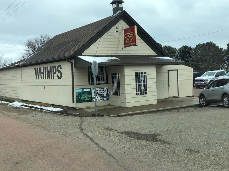 Whimp’s Place – Burbank, SD
