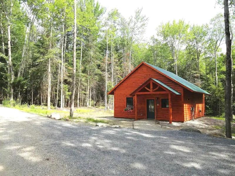 Cozy Vermont Cabin Overlooking the Green Mountains, Middlebury