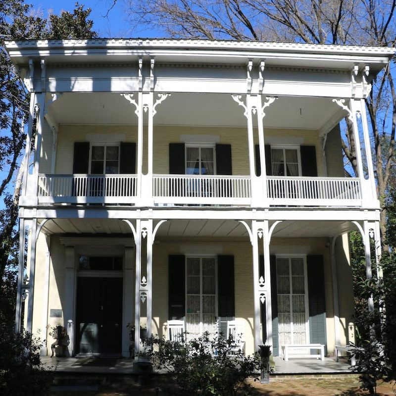 The Towers of Natchez – Natchez