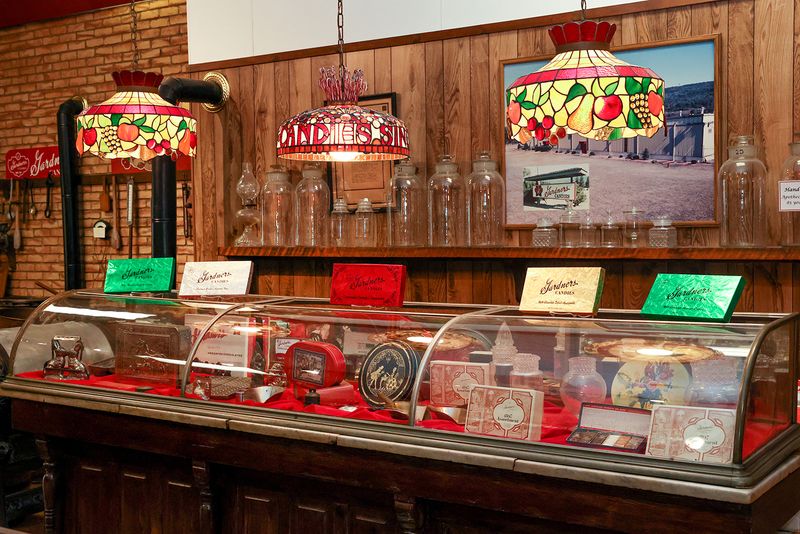 Gardners Candies - Altoona