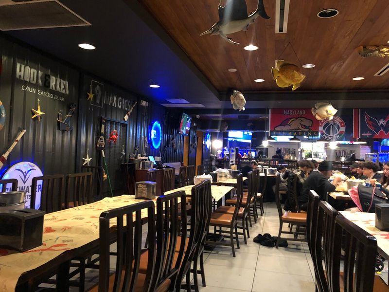 Hook & Reel Cajun Seafood, West Jordan