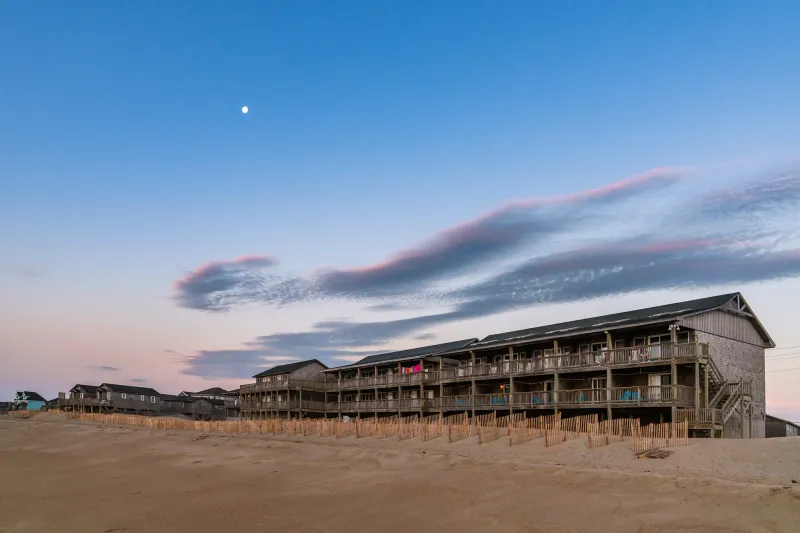 A Photographic Icon for Weather Watchers