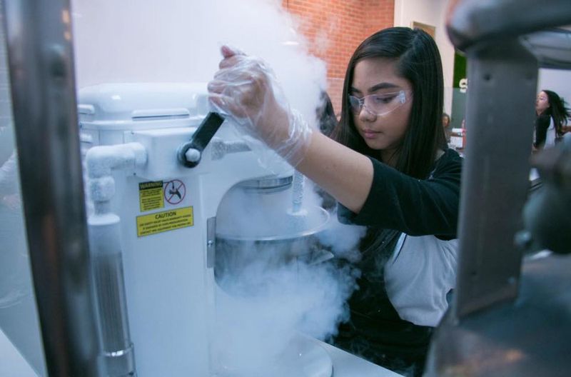 SweetSpot Nitrogen Ice Cream & Boba Tea