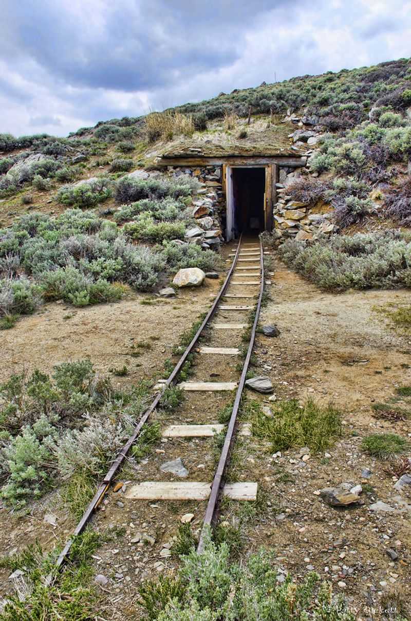 Nearby Ghost Town Adventures