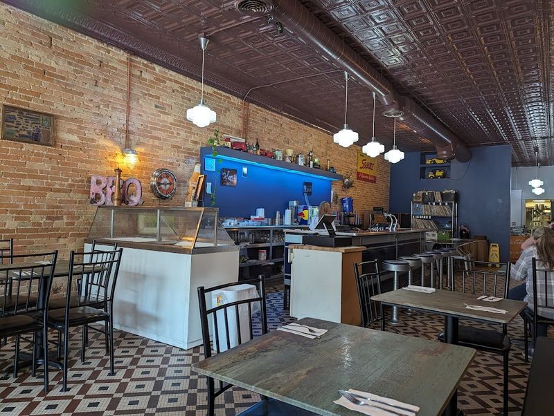 Jim's Smokin' Cafe - Niles