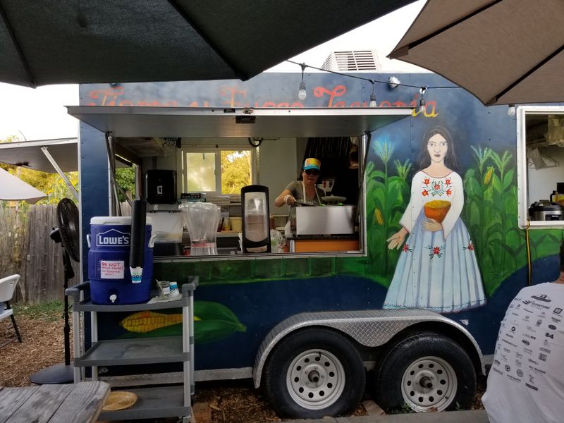 Tierra y Fuego Taqueria