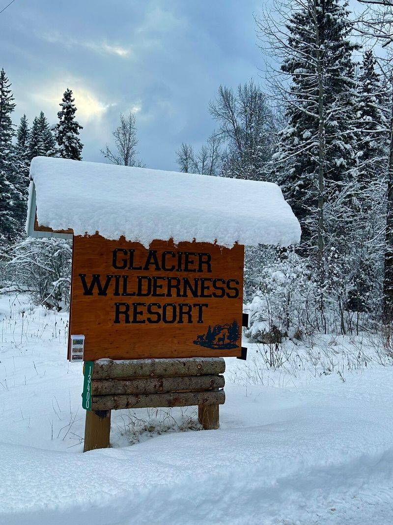 Glacier Wilderness Resort