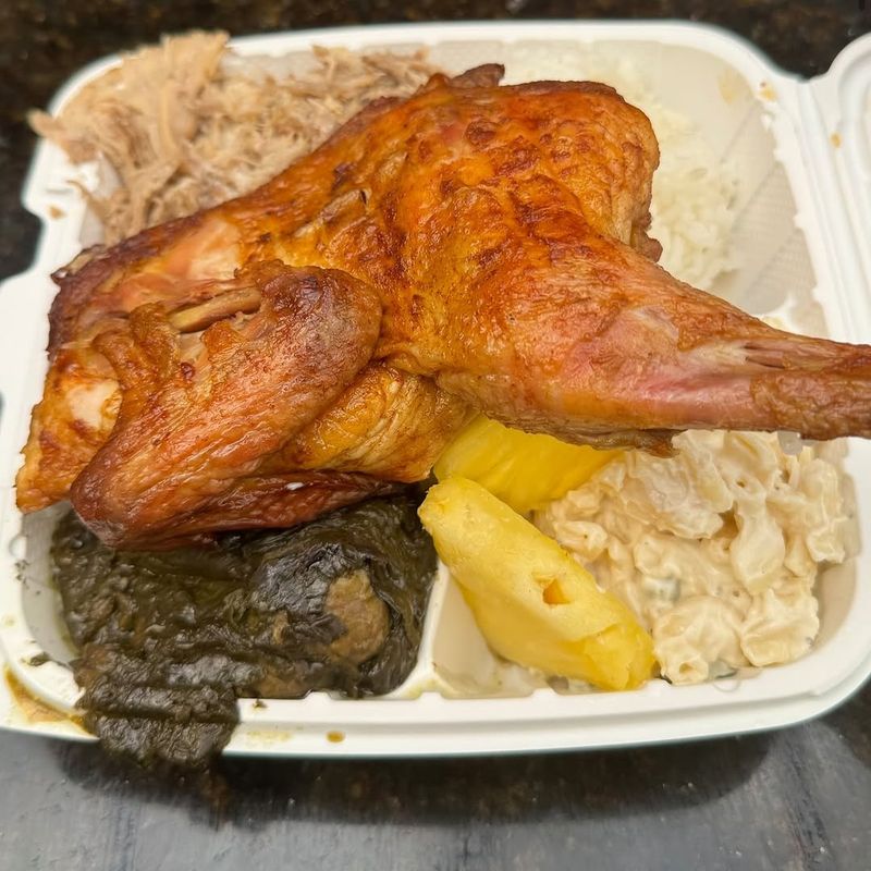 Mike's Huli Huli Chicken (Haleiwa, O'ahu)