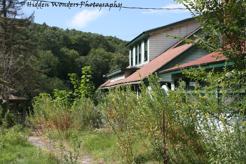 The Resort That Promised Endless Summers