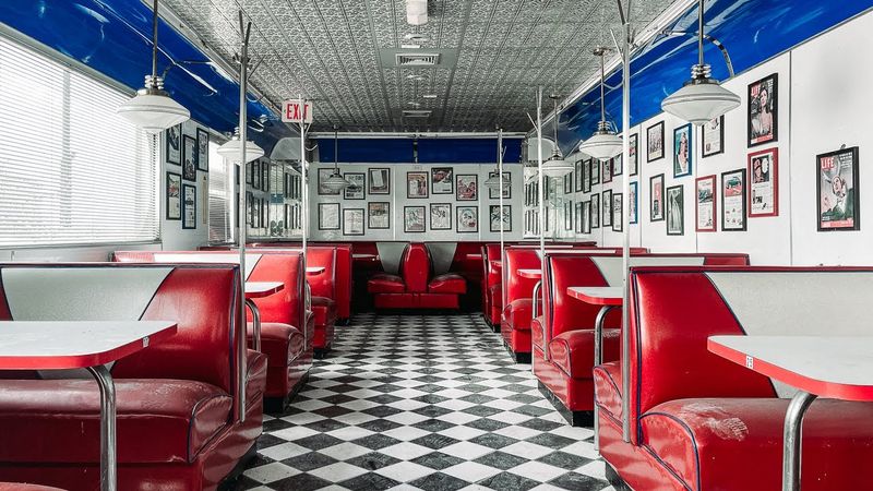 A Diner That Looks Paused in Time
