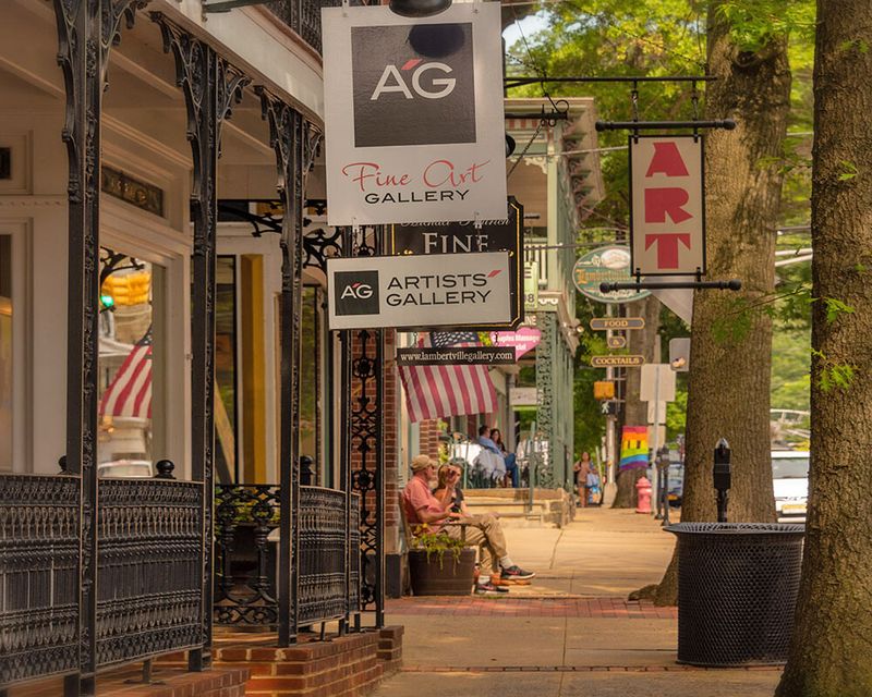 The Artists Who Capture the Season