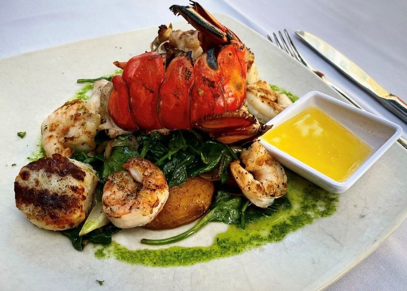 Duval's Fresh Local Seafood - Sarasota