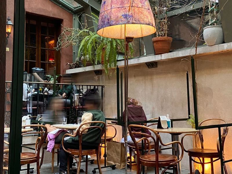 La Lanterna di Vittorio: A Romantic and Intimate Experience