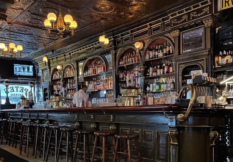 Pete’s Tavern
