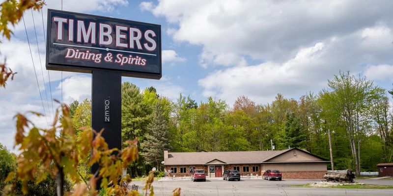 Timbers Restaurant (Cadillac)