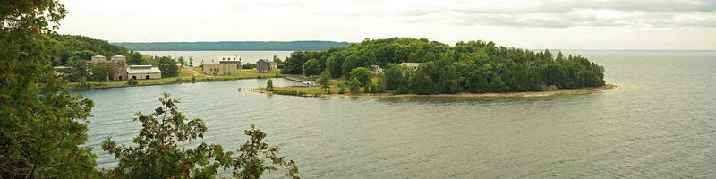 The Cliffside Trail and Quarry Views