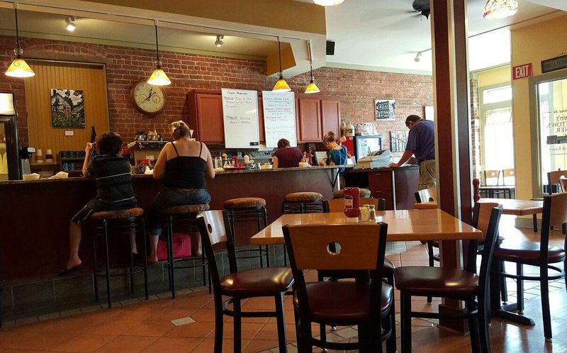 Theo's Downtown Diner (New Milford, CT)