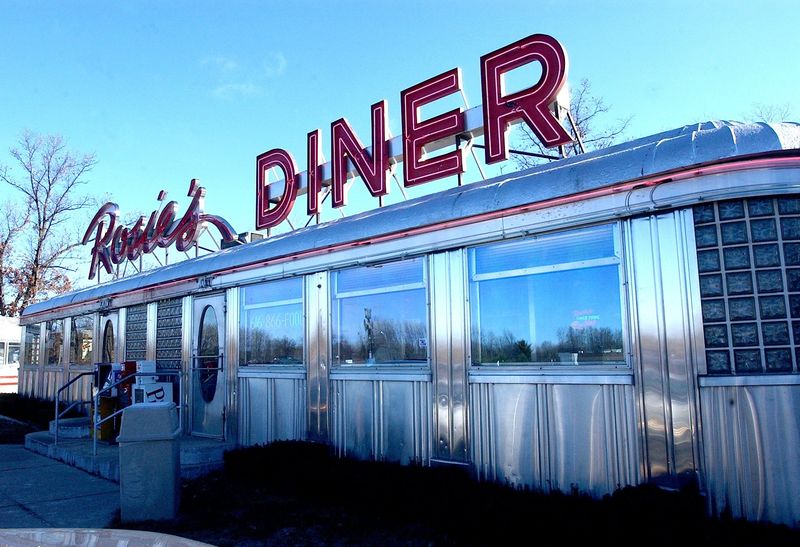 A Michigan Diner With a Story Written in Chrome