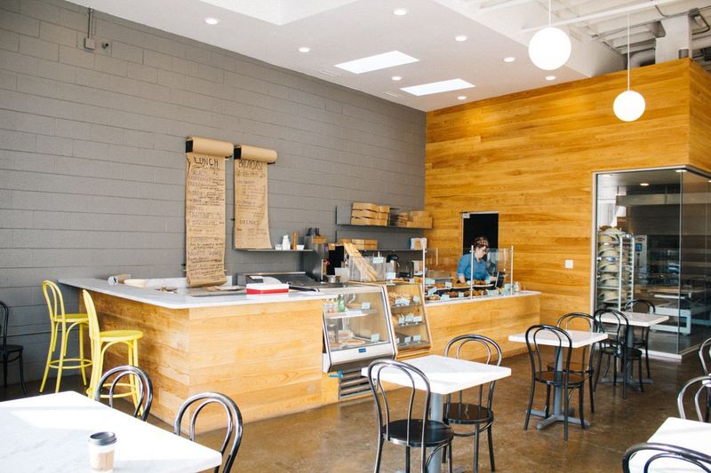 Dozen Bakery, Nashville