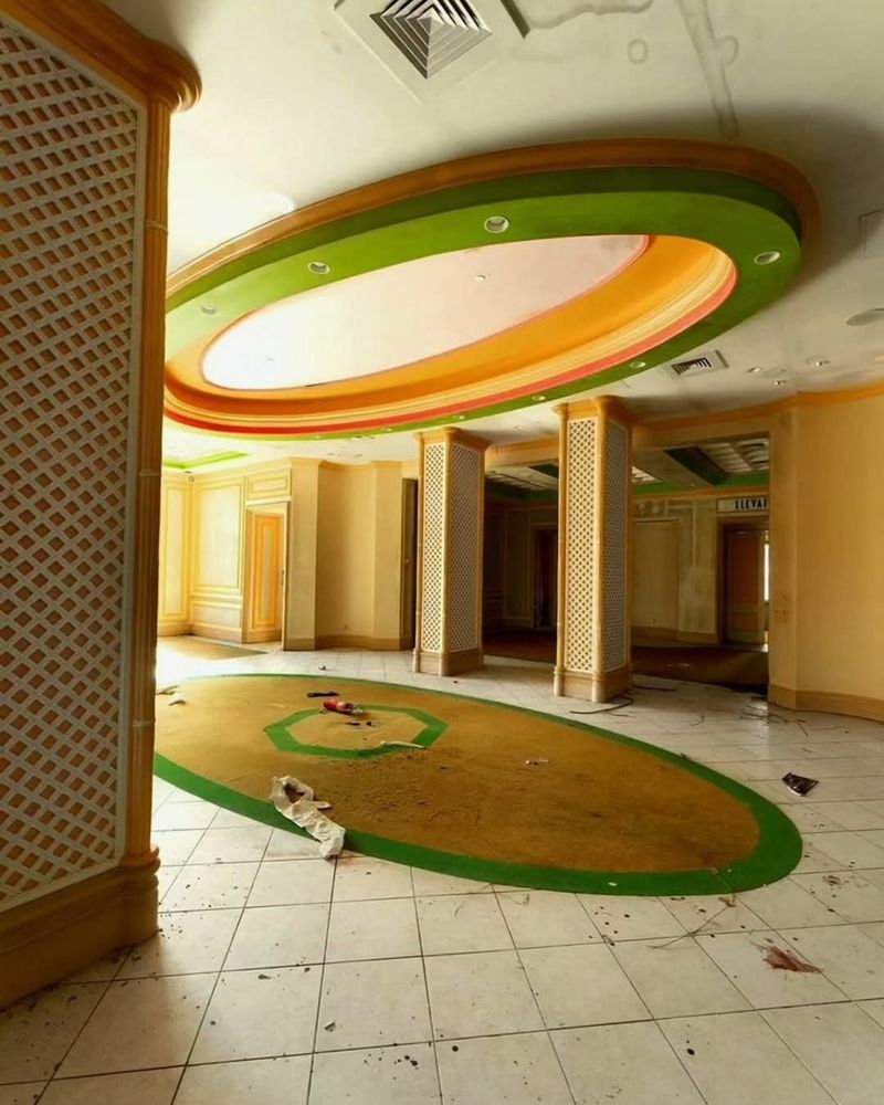 Why Travelers Still Drive Past to See the Remains