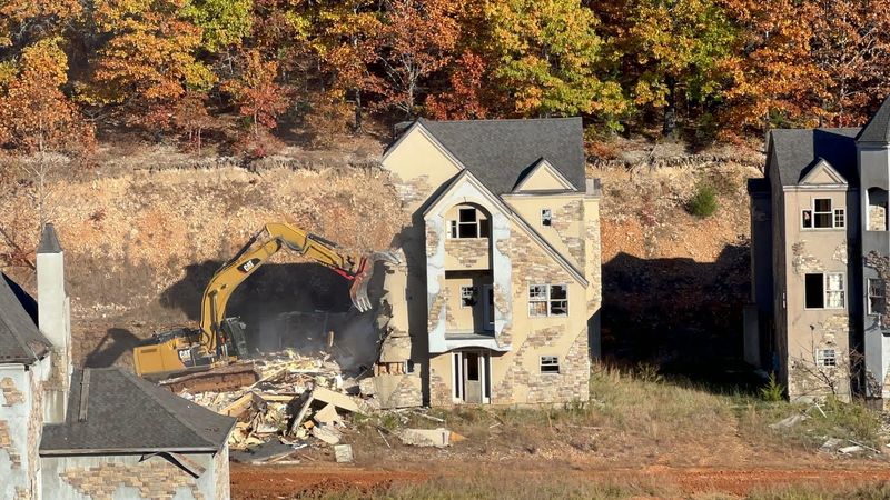 The Resort That Never Welcomed a Guest