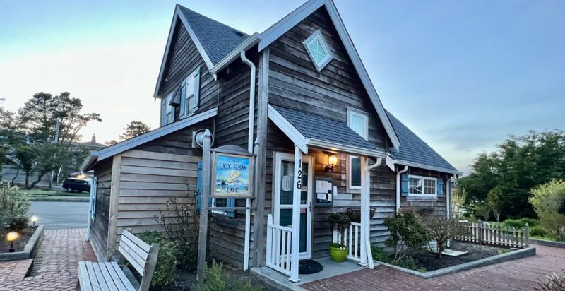 Lazy Susan Cafe (Cannon Beach)