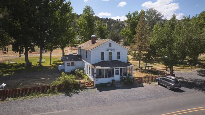 Extreme Isolation in the Middle of Nowhere