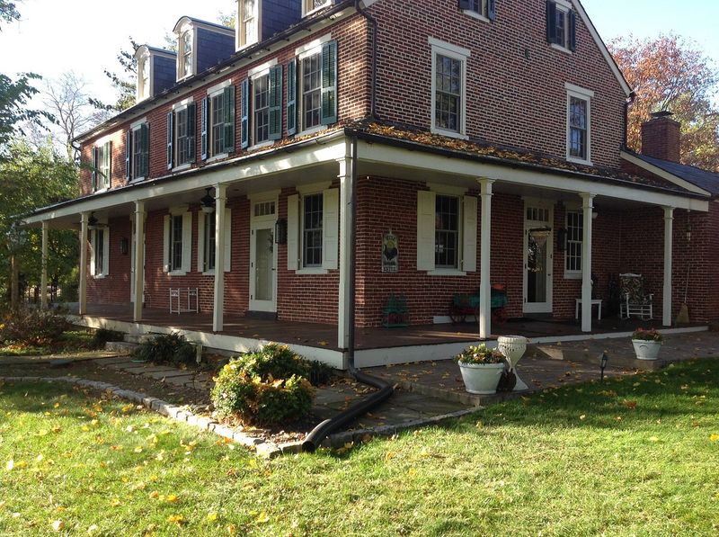 The Railroad House Inn