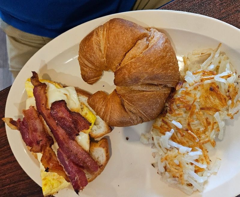 100th St. Corner Cafe