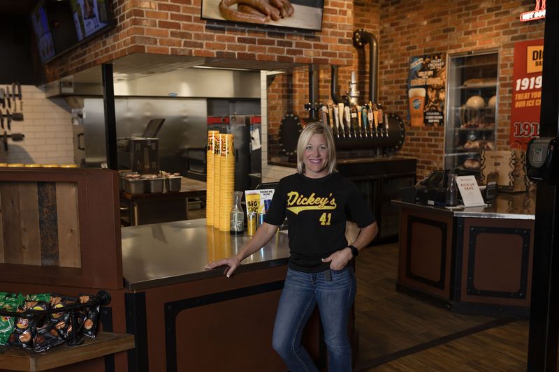 Dickey’s Barbecue Pit, Mandan