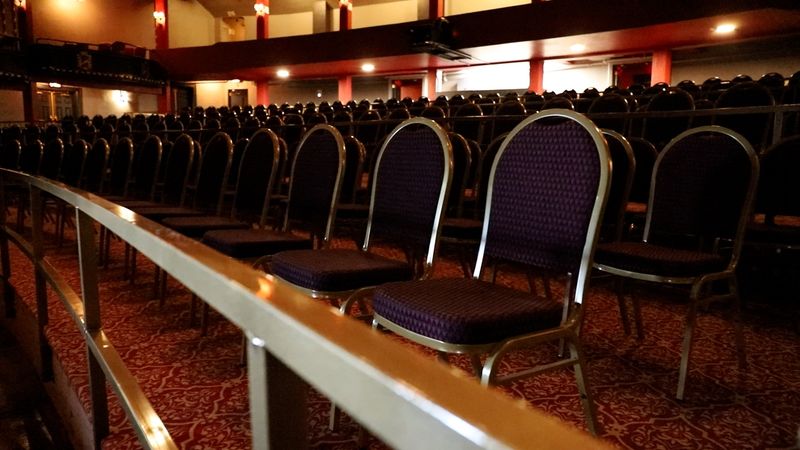 Moving Curtains and Ropes