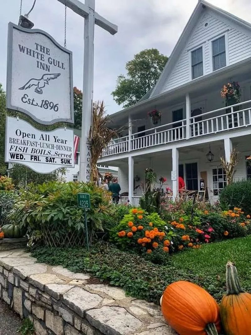The White Gull Inn