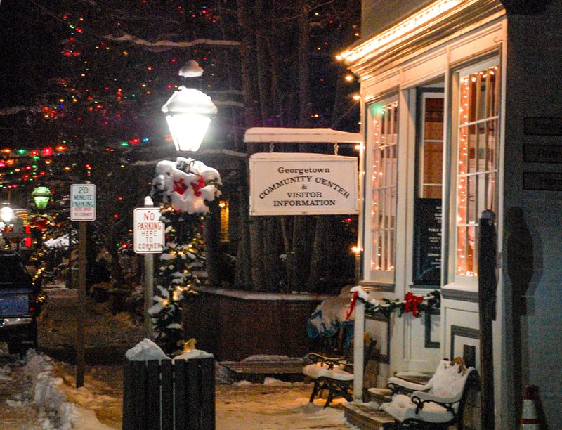 Gaslight-Era Ambiance