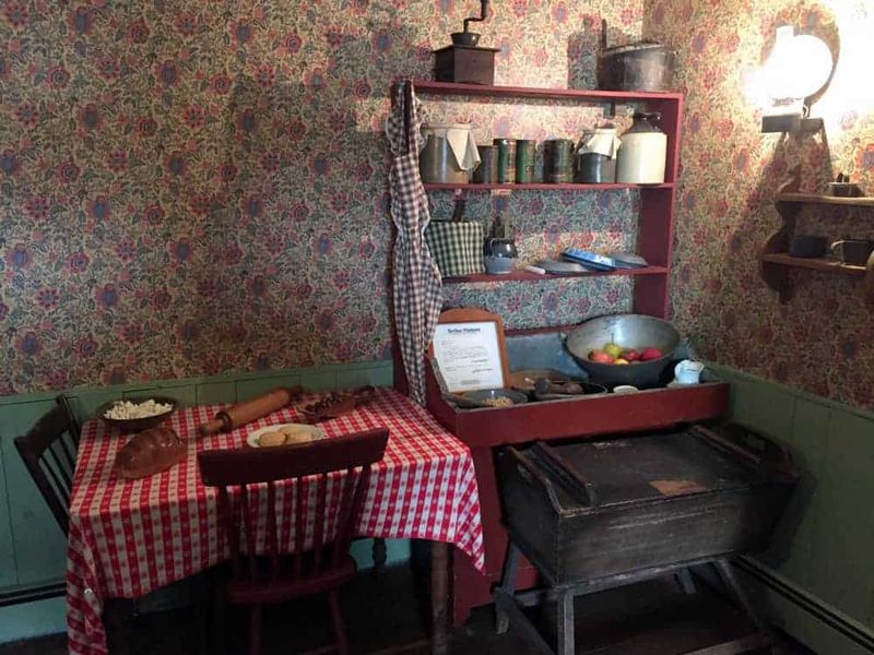 A Culinary Echo: The Dawn Scent Locals Still Talk About