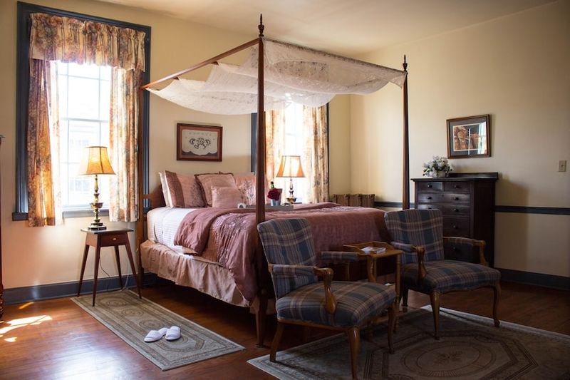 The Inn at Herr Ridge: History and Holiday Charm in Gettysburg