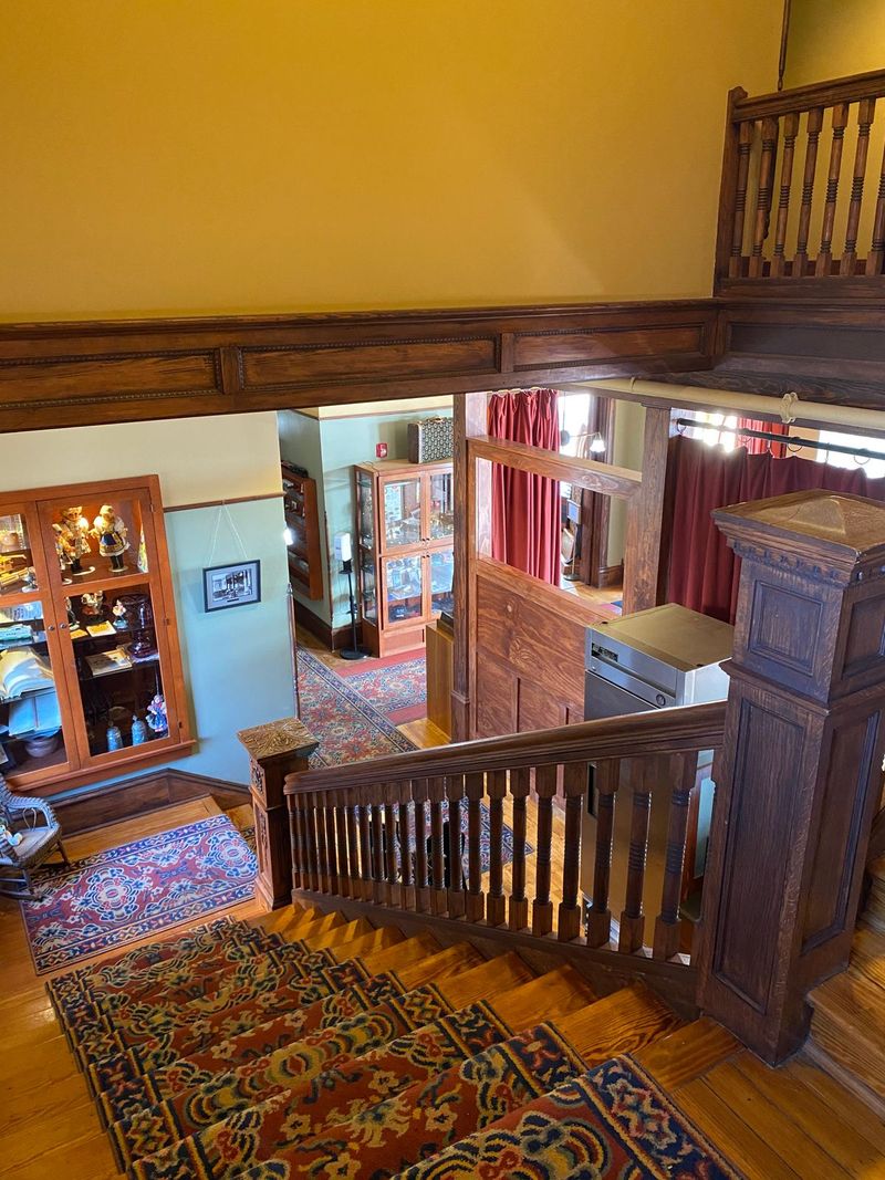 The Enigmatic Third Floor