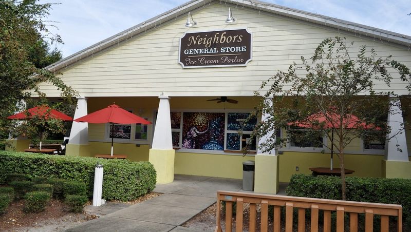 Neighbors Ice Cream Parlor, Port Orange