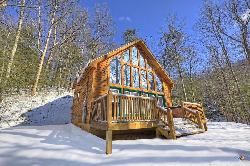 Cabin Stays That Feel Like Storybooks